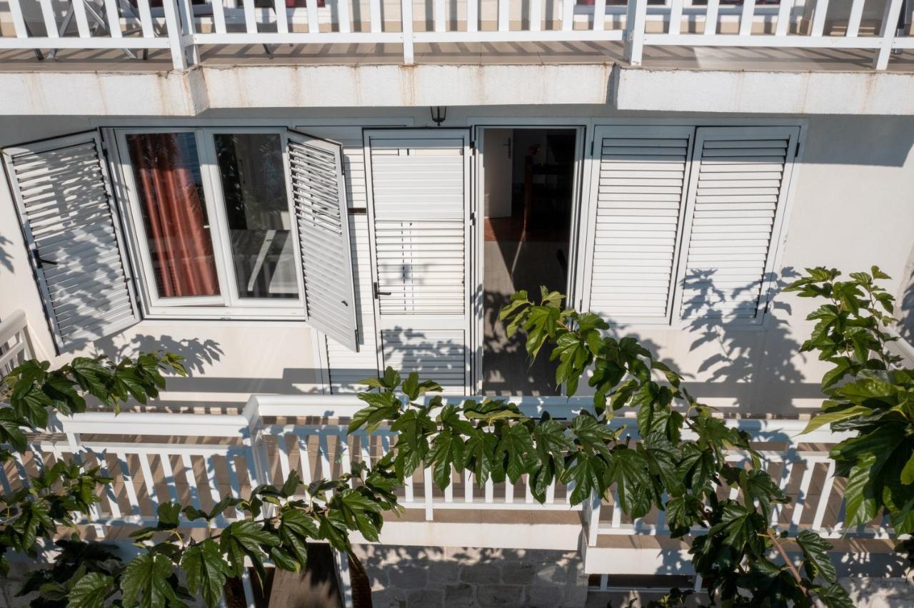 Villa Filip Zivogosce Exterior photo